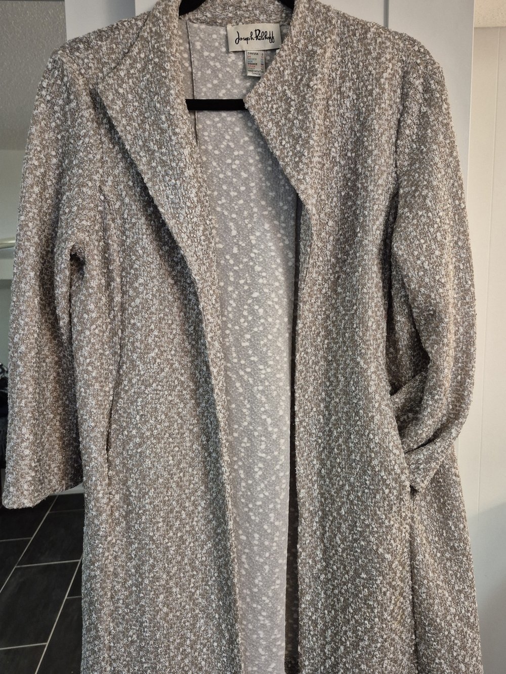 Joseph Bouclé Open-Front Trench Coat in Taupe & White
